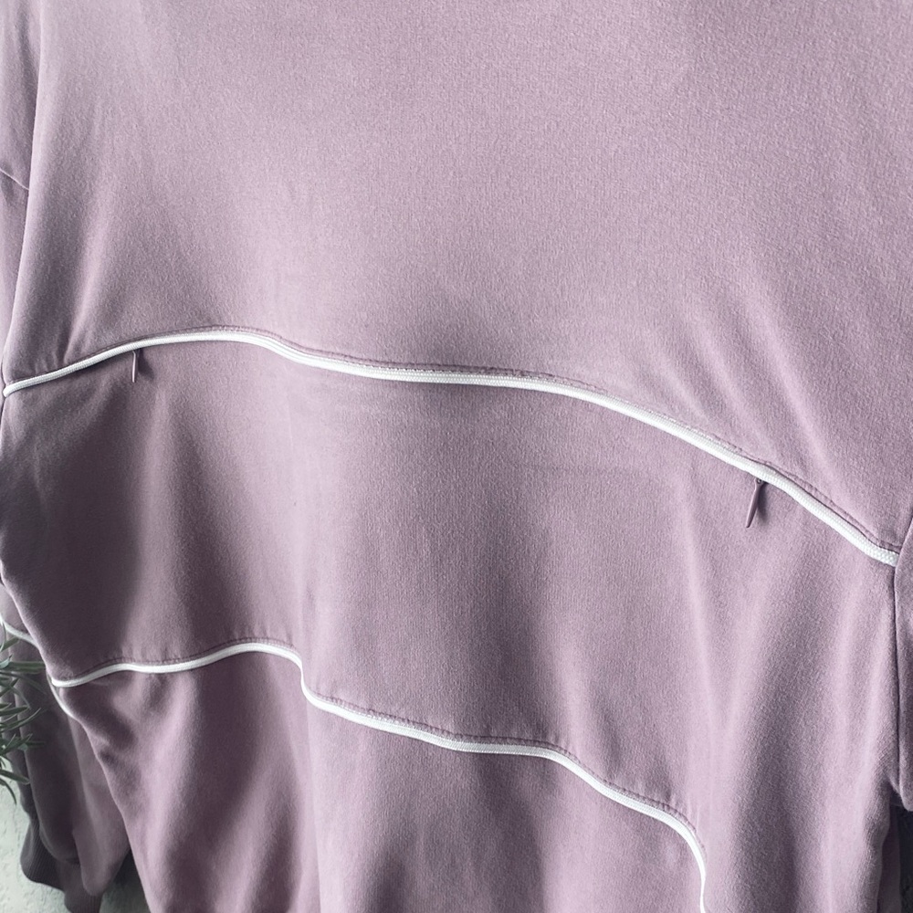 Women's Nursing Movemama Dusty Lavender Crewneck Sweater with White Trim - Picture 3 of 6